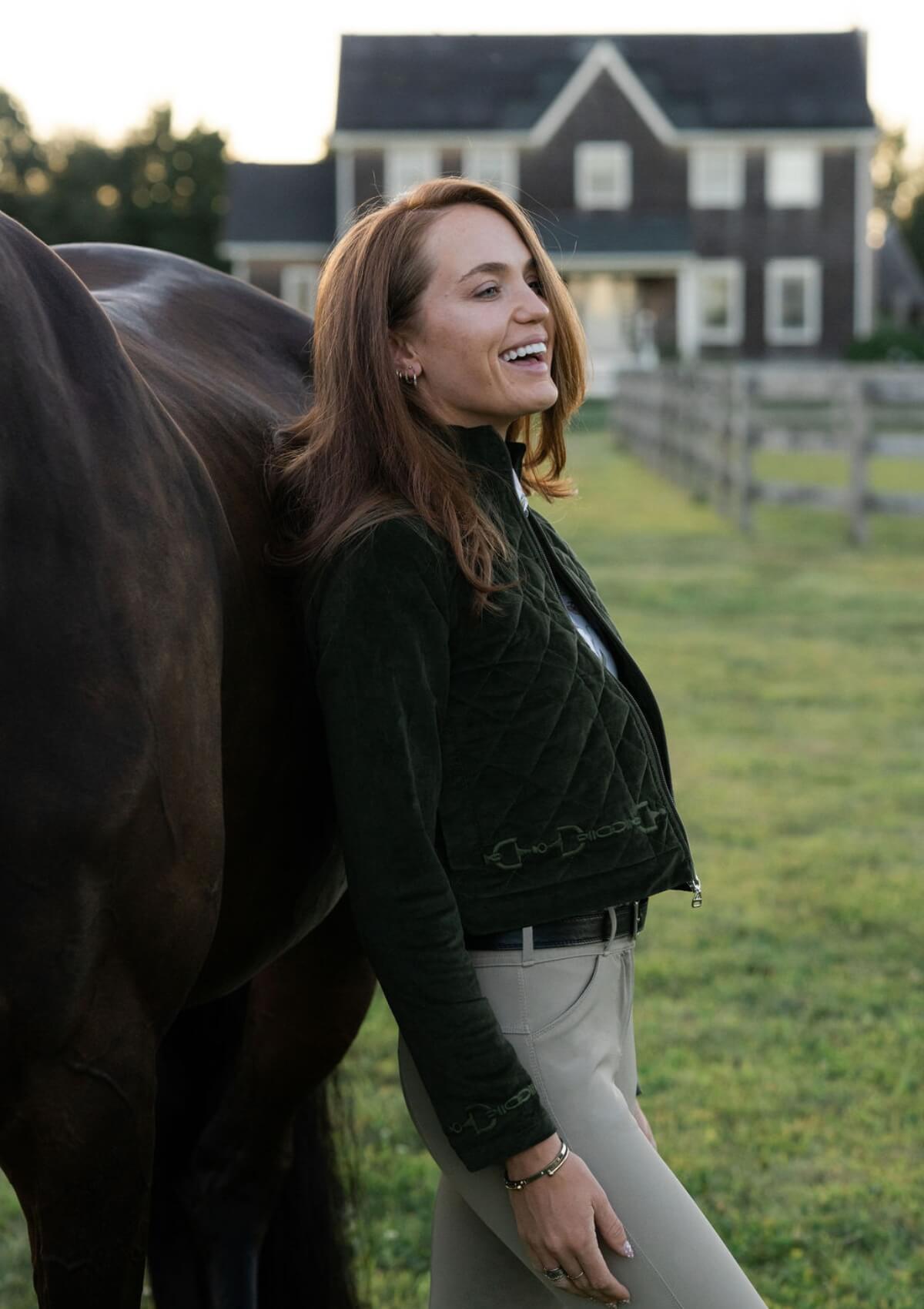 Chaqueta Ember Bordada en Velvet | Verde Musgo