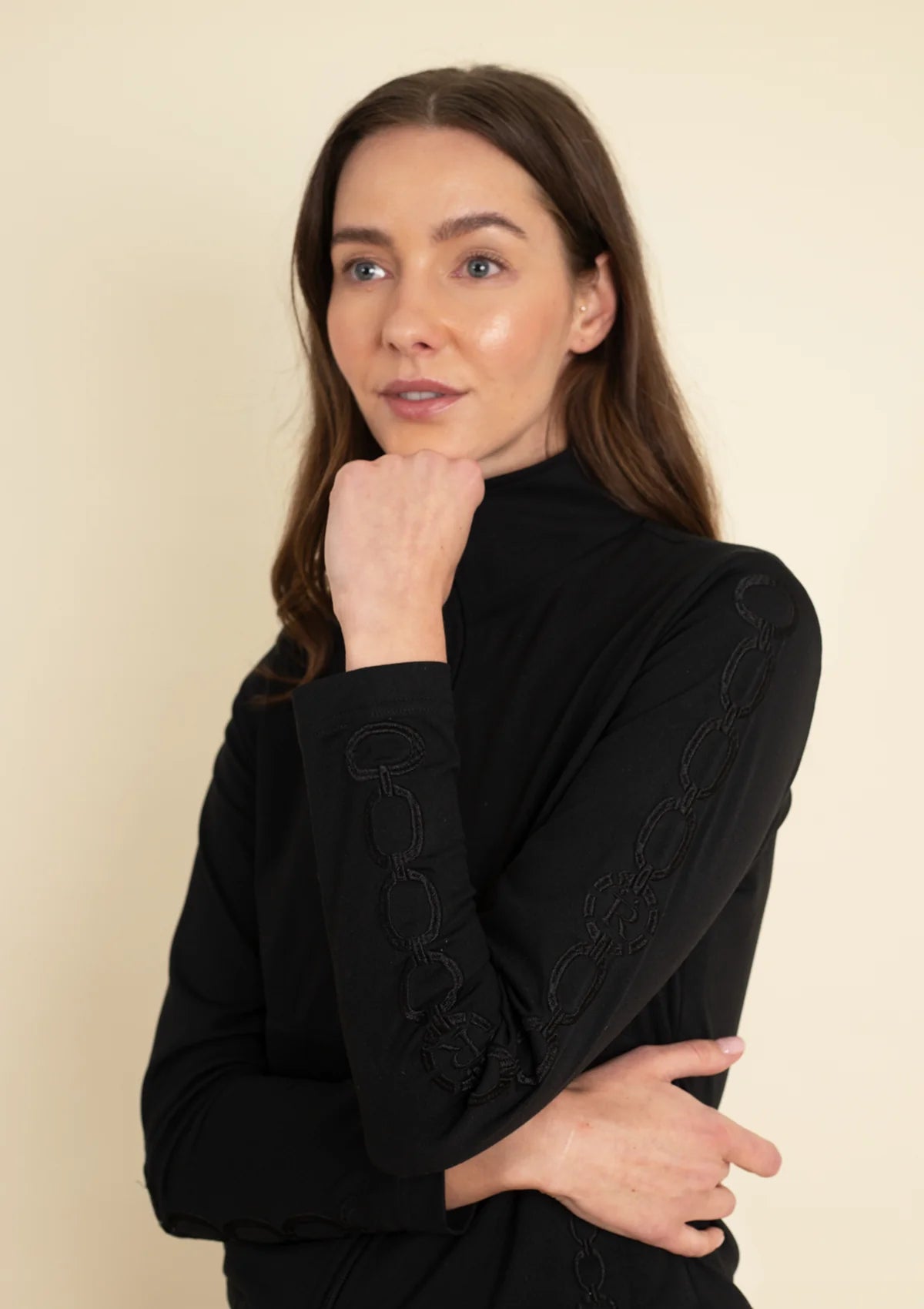 Equus Embroidered Zip Jacket | Noir - Rönner